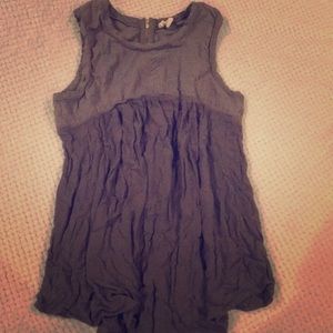 Olive colored sleeveless flowy shirt by Japna